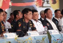 Photo of Operasi Gabungan Gagalkan Penyelundupan 2,6 Ton Sabu Cair dan 1,57 Juta Rokok Ilegal dari MV Ocean Porter di Kepri