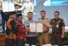 Photo of Wakil Bupati Deli Serdang Dukung Percepatan Sertifikasi Tanah Wakaf