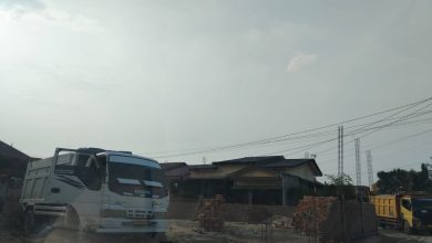 Photo of Pembangunan Gudang LPG di Lubuk Pakam Diduga Tanpa PBG Sebabkan Genangan Air di Jalan
