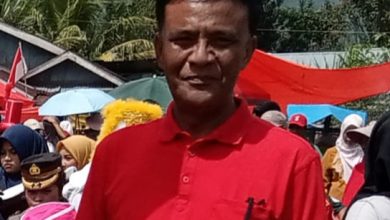 Photo of Elsa Junaedi, Sosok Kepala Sekolah Pekerja Keras yang Siap Membenahi Dua Sekolah di Pasaman