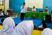 Photo of Maulid Nabi 1448 H di SMPN 2 Dua Koto Berlangsung Khidmat, Kepsek dan Wakasek Tekankan Disiplin, Kebersihan dan Akhlak Siswa