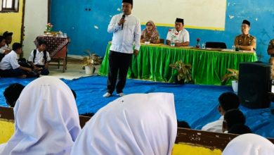 Photo of Maulid Nabi 1448 H di SMPN 2 Dua Koto Berlangsung Khidmat, Kepsek dan Wakasek Tekankan Disiplin, Kebersihan dan Akhlak Siswa