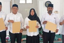 Photo of Darwani Satu-satunya Tuha Peut Gampong Lam Lumpu Terpilih Sebagai Keterwakilan Perempuan
