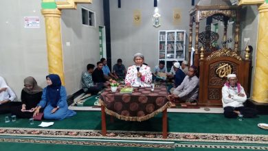 Photo of Maulid Nabi 1448 H di Masjid Al Muttaqin Silang Empat Berlangsung Meriah, Ustadz Munir Tekankan Pentingnya Menjaga Agama