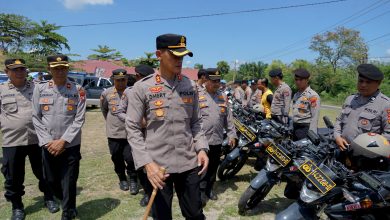 Photo of Kapolres Padang Lawas Utara Pimpin Pemeriksaan Kendaraan Dinas Personel