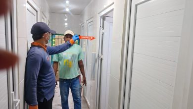Photo of Ditemukan Mayat Laki-Laki di Toilet Masjid Al-Muttaqin Peunayong, Polisi Olah TKP