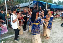 Photo of Bupati Welly Suhery dan Pengusaha Saptono, Dua Sosok yang Tunjukkan Kepedulian Lewat Kebersamaan Bersama Masyarakat