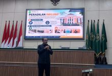 Photo of KPT Minta Aparatur Pengadilan se-Aceh Agar Melayani Penyandang Difabel Secara Inklusif