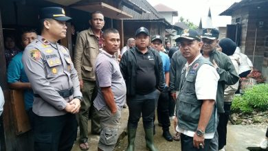 Photo of Banjir Bandang Simpang Tonang, Anton Belum Ditemukan, 12 Personel Basarnas Terus Lakukan Pencarian