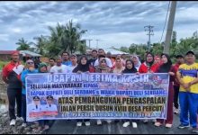 Photo of Puluhan Tahun Dinanti, Jalan Persil Dusun XVIII Desa Percut Kini Diaspal