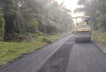 Photo of Jalan Menuju SMP 5 Tanjung Morawa Diaspal, Warga Ucapkan Terima Kasih