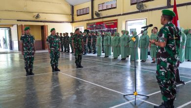 Photo of Brigjen Ali Imran Pimpin Korps Raport Kenaikan Pangkat Prajurit Korem 011/Lilawangsa