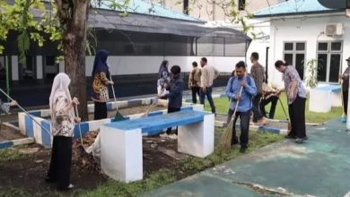 Photo of SDABMBK Deli Serdang Gelar Jumat Bersih, Dorong Lingkungan Kerja Sehat