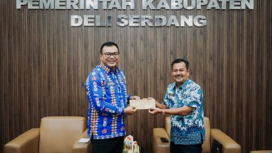 Photo of Percepat Informasi Kebencanaan, Pemkab Deli Serdang Terima WRS dari BMKG