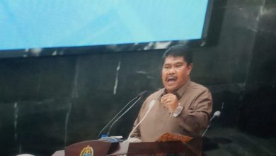 Photo of Anggota DPRD Sumut Manaek Hutasoit, SE : Perbaiki Jalan Usaha Tani dan Irigasi