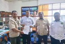 Photo of Bapenda Turun Langsung Sampaikan Surat Tagihan PKB Kepada Masyarakat
