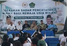 Photo of Anggota DPR RI Ashari Tambunan Turun ke Galang, Dorong Generasi Muda Sadar Pentingnya Pencatatan Nikah