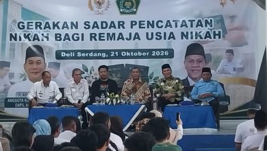 Photo of Anggota DPR RI Ashari Tambunan Turun ke Galang, Dorong Generasi Muda Sadar Pentingnya Pencatatan Nikah