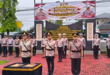 Photo of Kapolres Pasaman AKBP Adirawa Permana Anggawisastra Pimpin Sertijab Kasat Intelkam dan Kapolsek Lubuk Sikaping, Tekankan Profesionalisme dan Pengabdian
