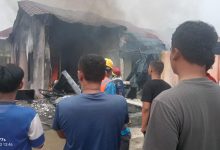 Photo of Kebakaran Landa Perumahan Jaharun Permai Galang, Tiga Rumah dan Tiga Sepeda Motor Hangus