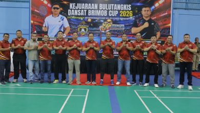 Photo of Wakapolda Aceh Buka Turnamen Bulutangkis Dansatbrimob Cup 2026