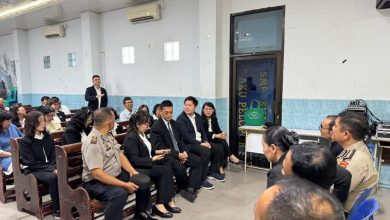 Photo of Minggu Kasih di Gereja Methodist, Kapolda Aceh Ajak Jemaat Tangkal Hoaks dan Jaga Kerukunan