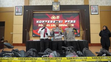 Photo of Polres Lhokseumawe Berhasil Mengungkap Kasus Curanmor dan Menangkap Penadahnya