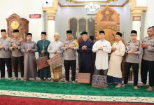 Photo of Jumat Keliling, Kapolda Aceh Ajak Masyarakat Dukung Polisi Berantas Narkotika